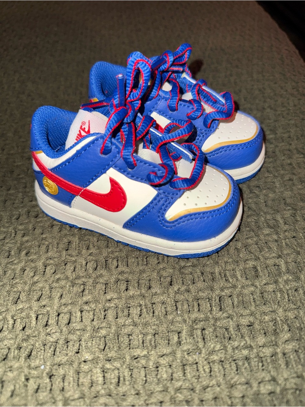 Nike Kids Blue/White/Red Low-Top Sneakers